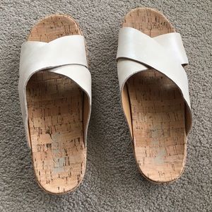 Korks Tan Sandals
